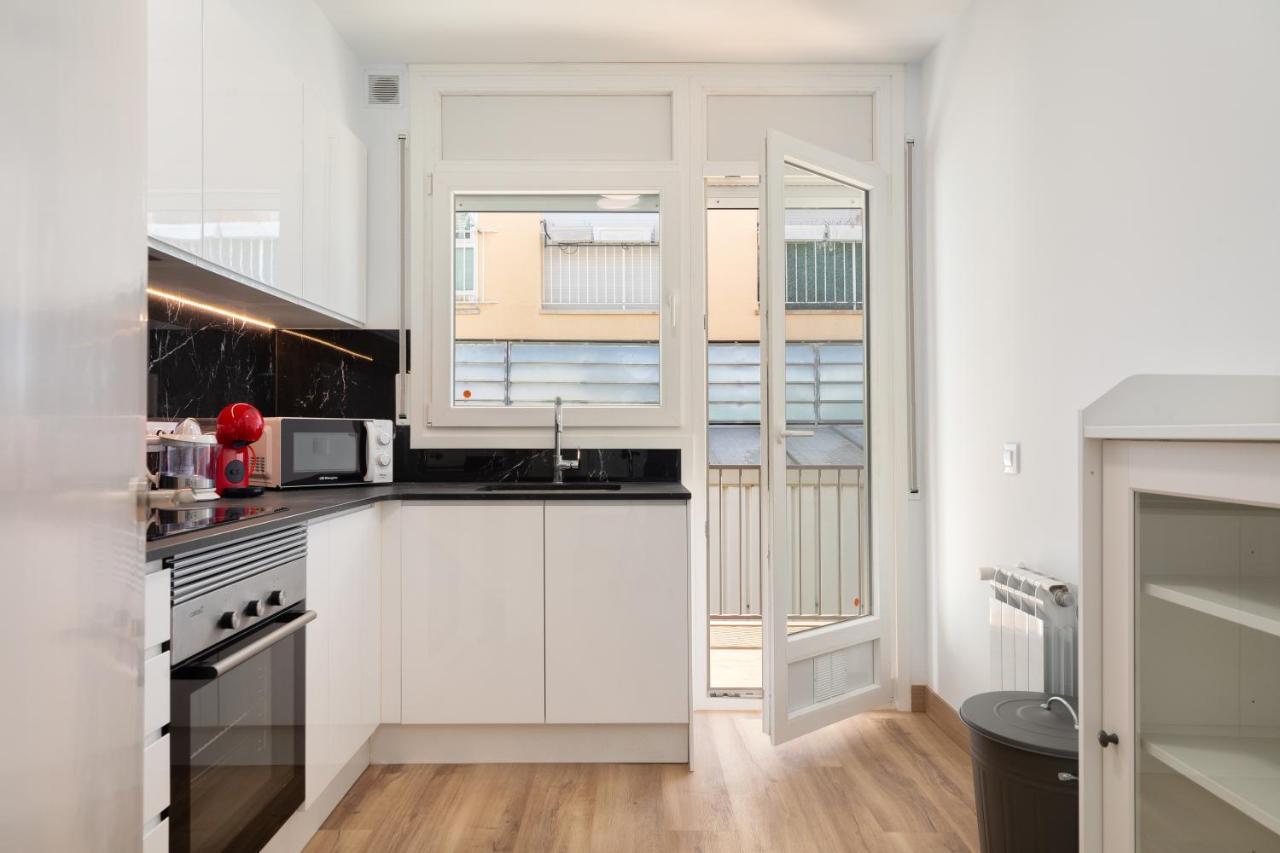 Hauzify I Apartament Big Family Сан Фелиу де Гиксолс Екстериор снимка