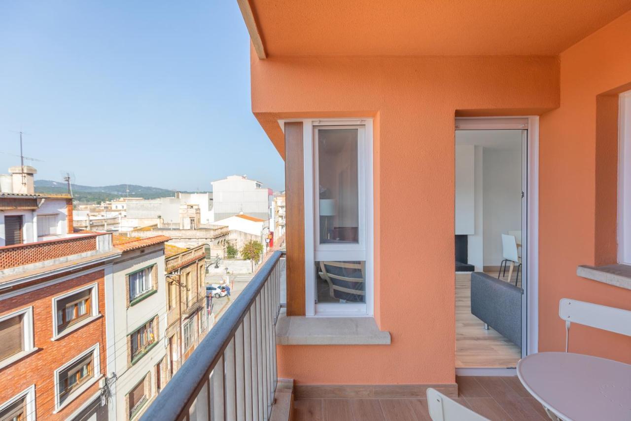 Hauzify I Apartament Big Family Сан Фелиу де Гиксолс Екстериор снимка