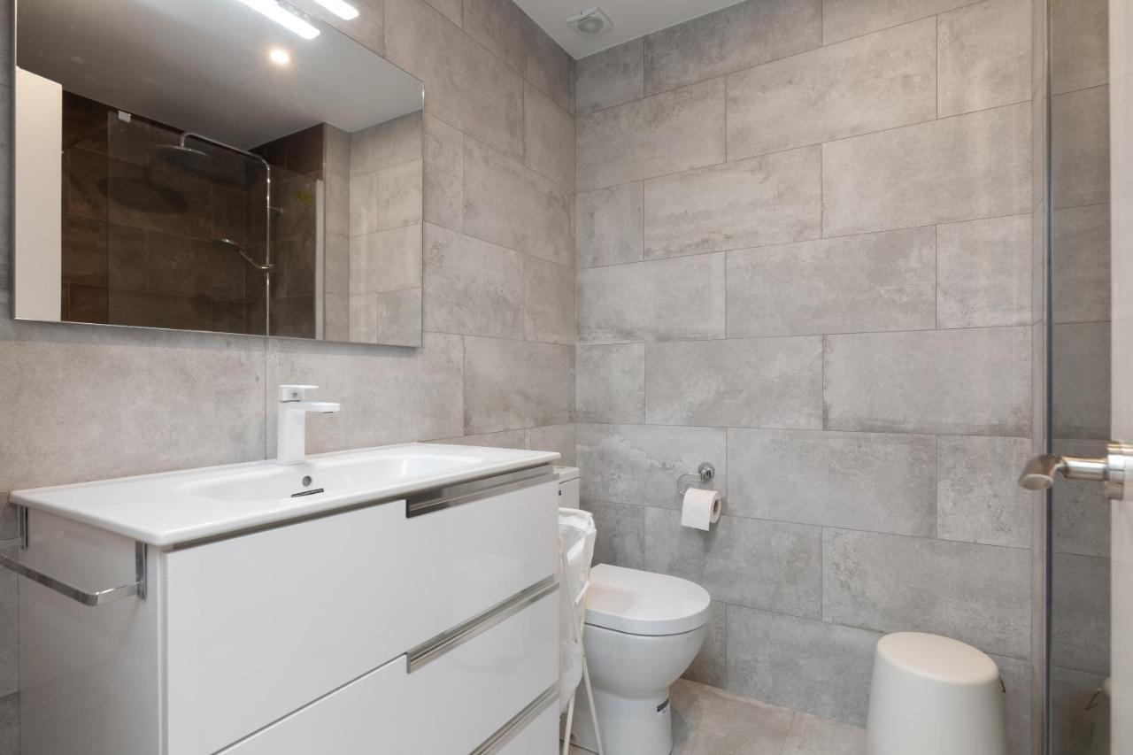 Hauzify I Apartament Big Family Сан Фелиу де Гиксолс Екстериор снимка