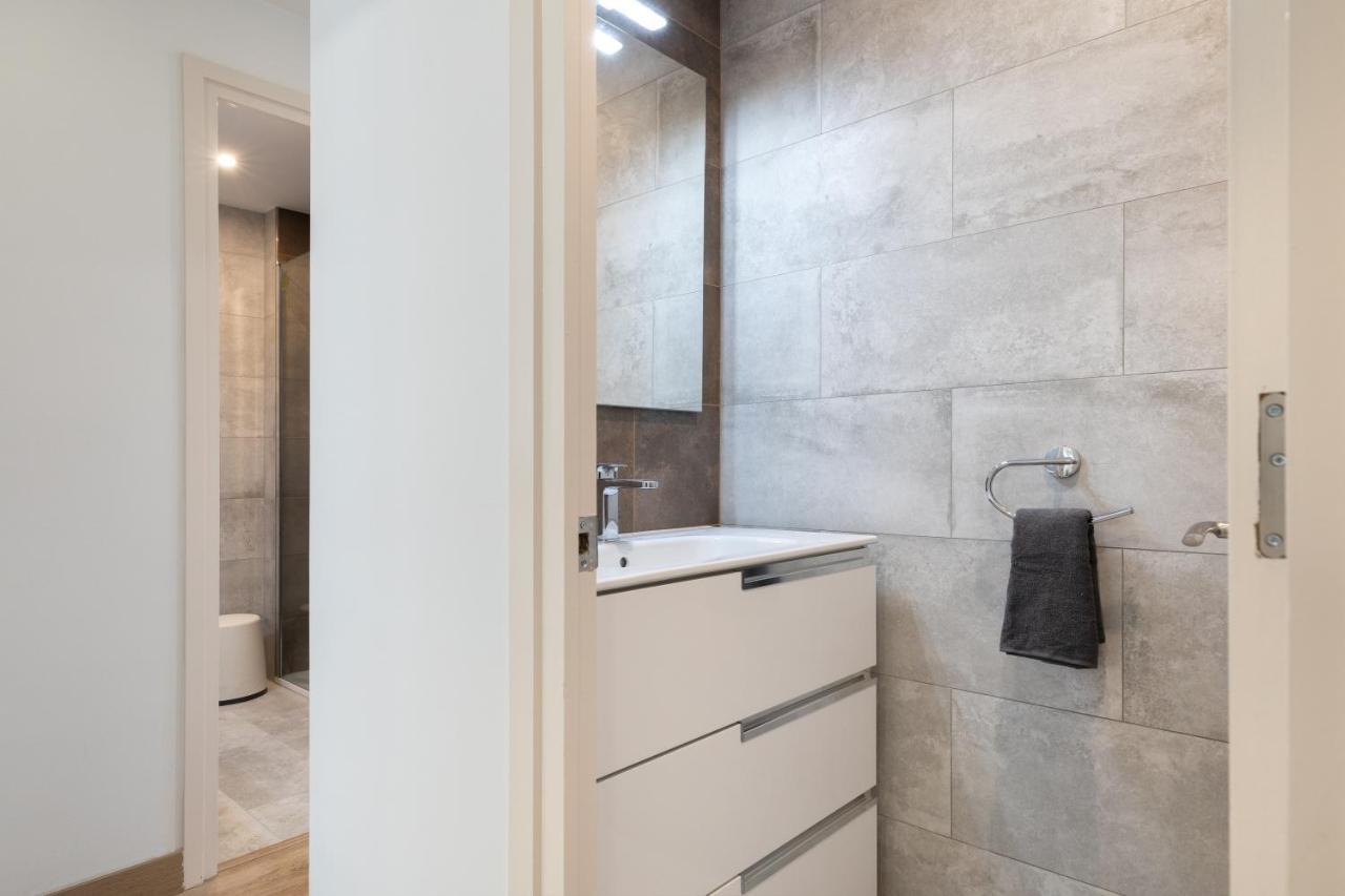 Hauzify I Apartament Big Family Сан Фелиу де Гиксолс Екстериор снимка